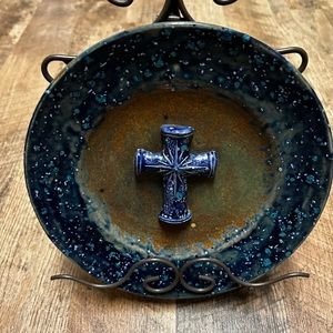 Decorative clay plate with stand.